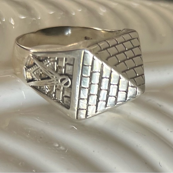 Pyramid Masonic Ring 925 Silver - Picture 2 of 3